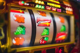 Evolution Gaming Live Baccarat တကယ့် dealer နှင့် iwet app မြန်မာ